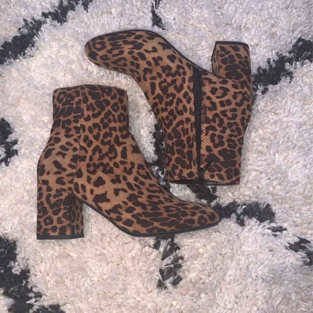 Leopard booties